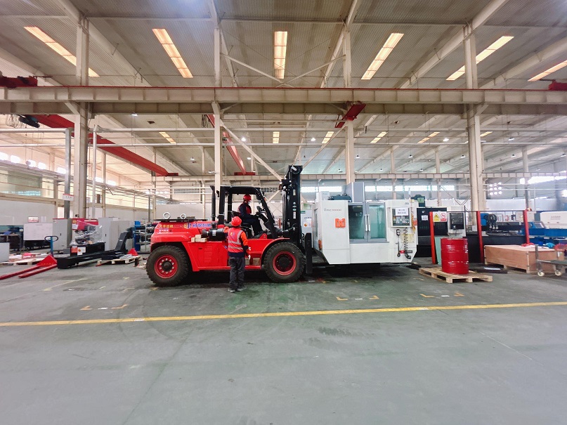 傳統(tǒng)設(shè)備搬運